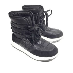 Justice Girls light winter boots